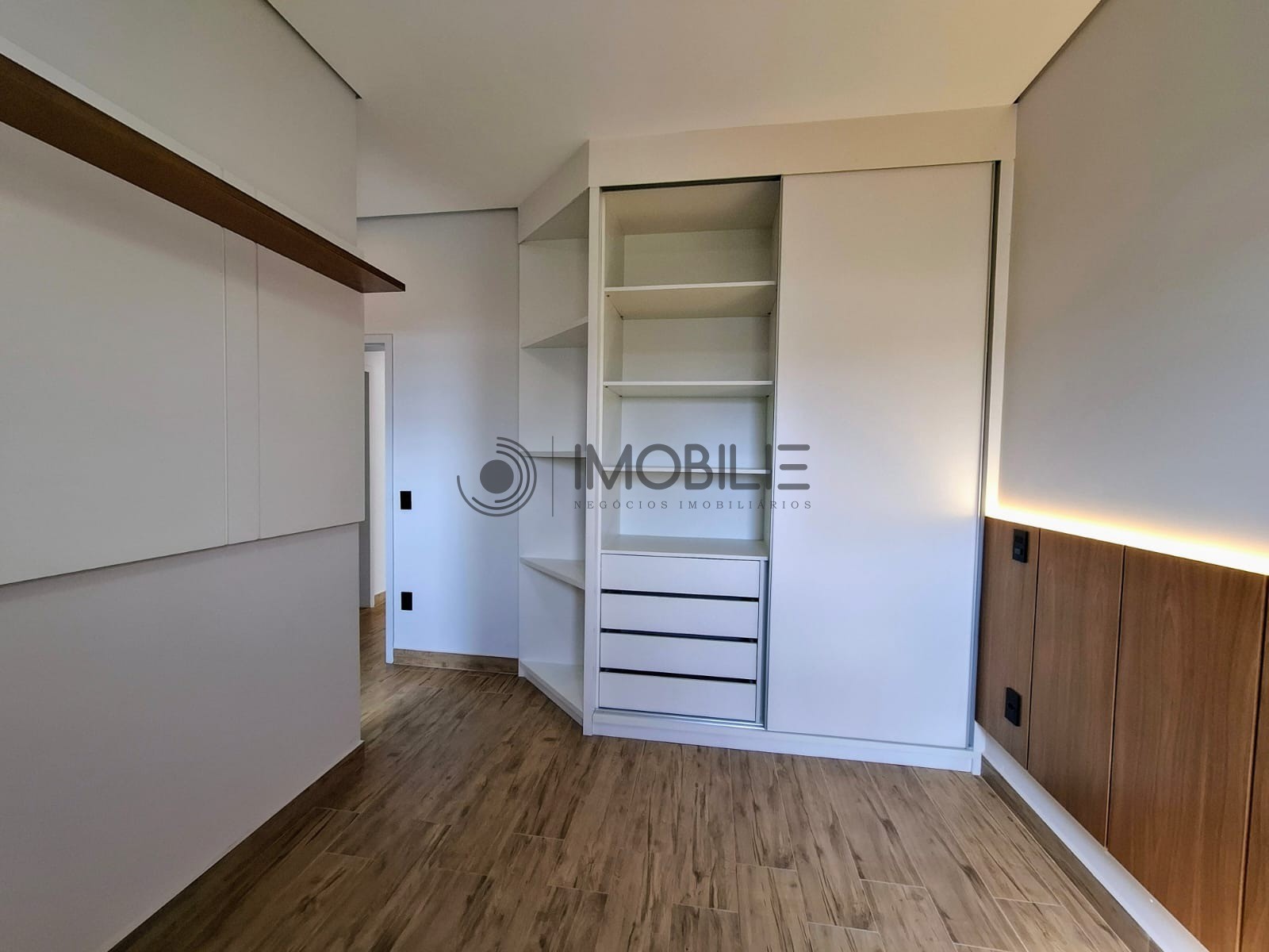 Casa à venda com 3 quartos, 220m² - Foto 31