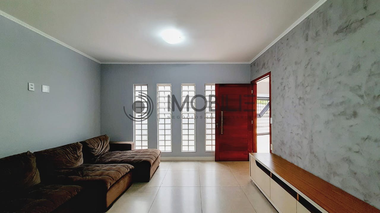 Casa à venda com 3 quartos, 154m² - Foto 4