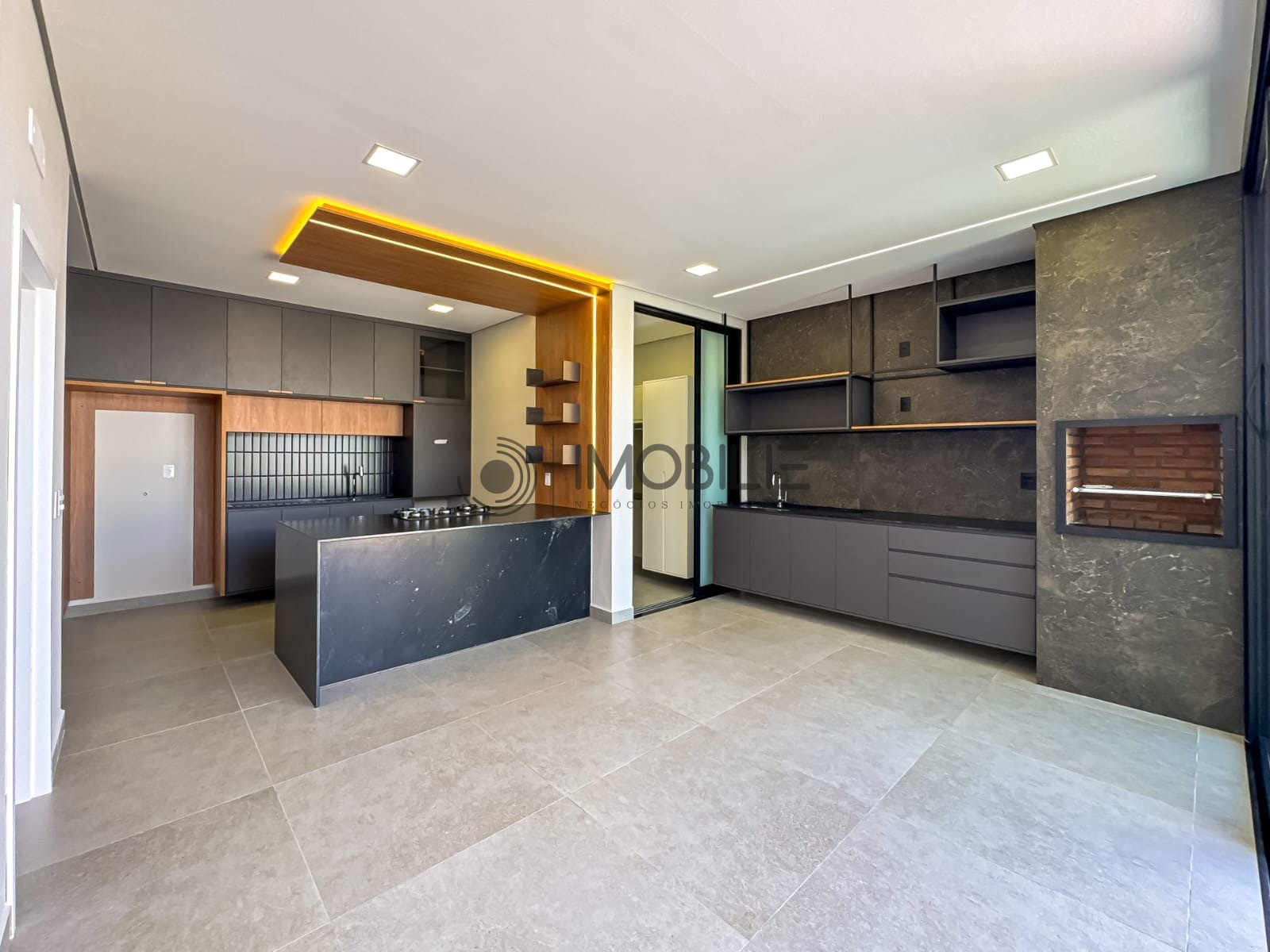 Casa à venda com 3 quartos, 202m² - Foto 10