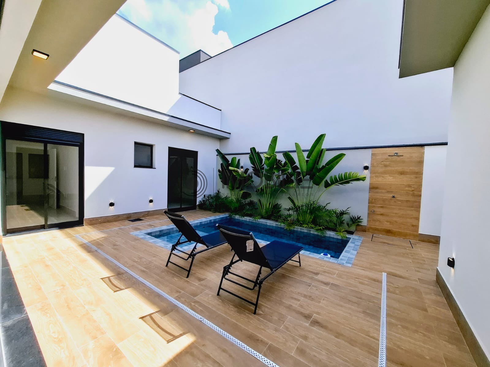 Casa à venda com 3 quartos, 228m² - Foto 18