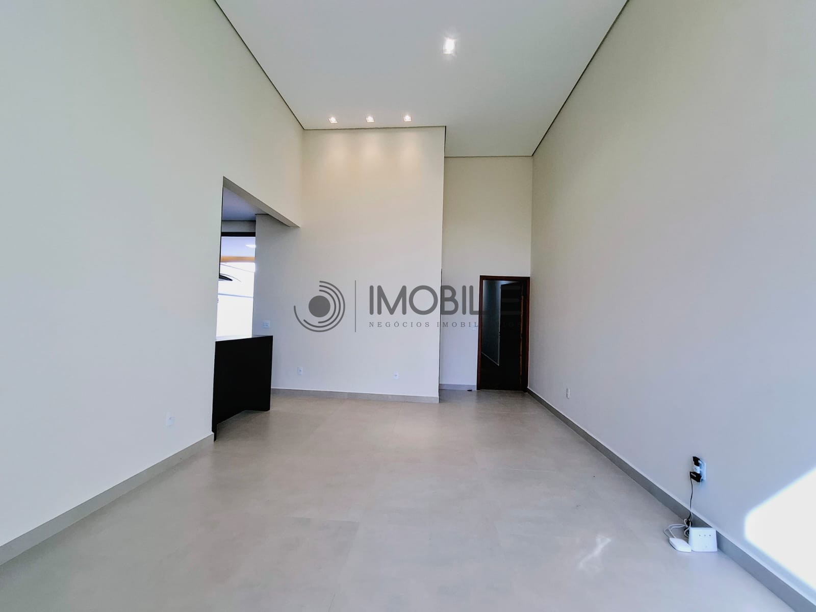 Casa à venda com 3 quartos, 171m² - Foto 4