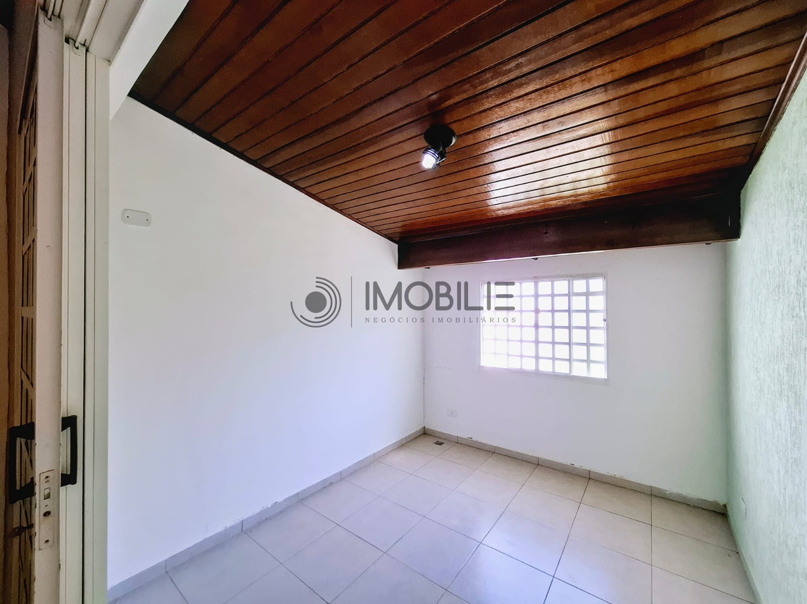 Casa à venda com 2 quartos, 160m² - Foto 28