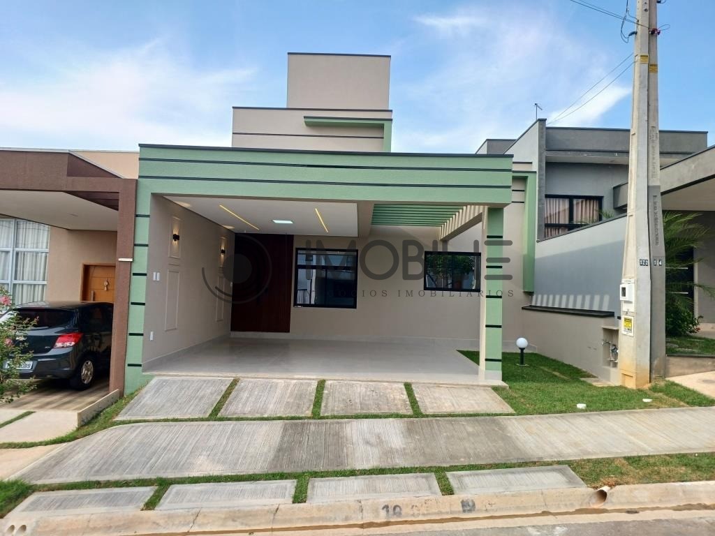 Casa à venda com 3 quartos, 118m² - Foto 1