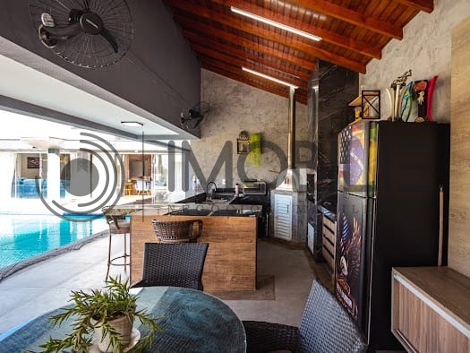 Casa à venda com 6 quartos, 290m² - Foto 23