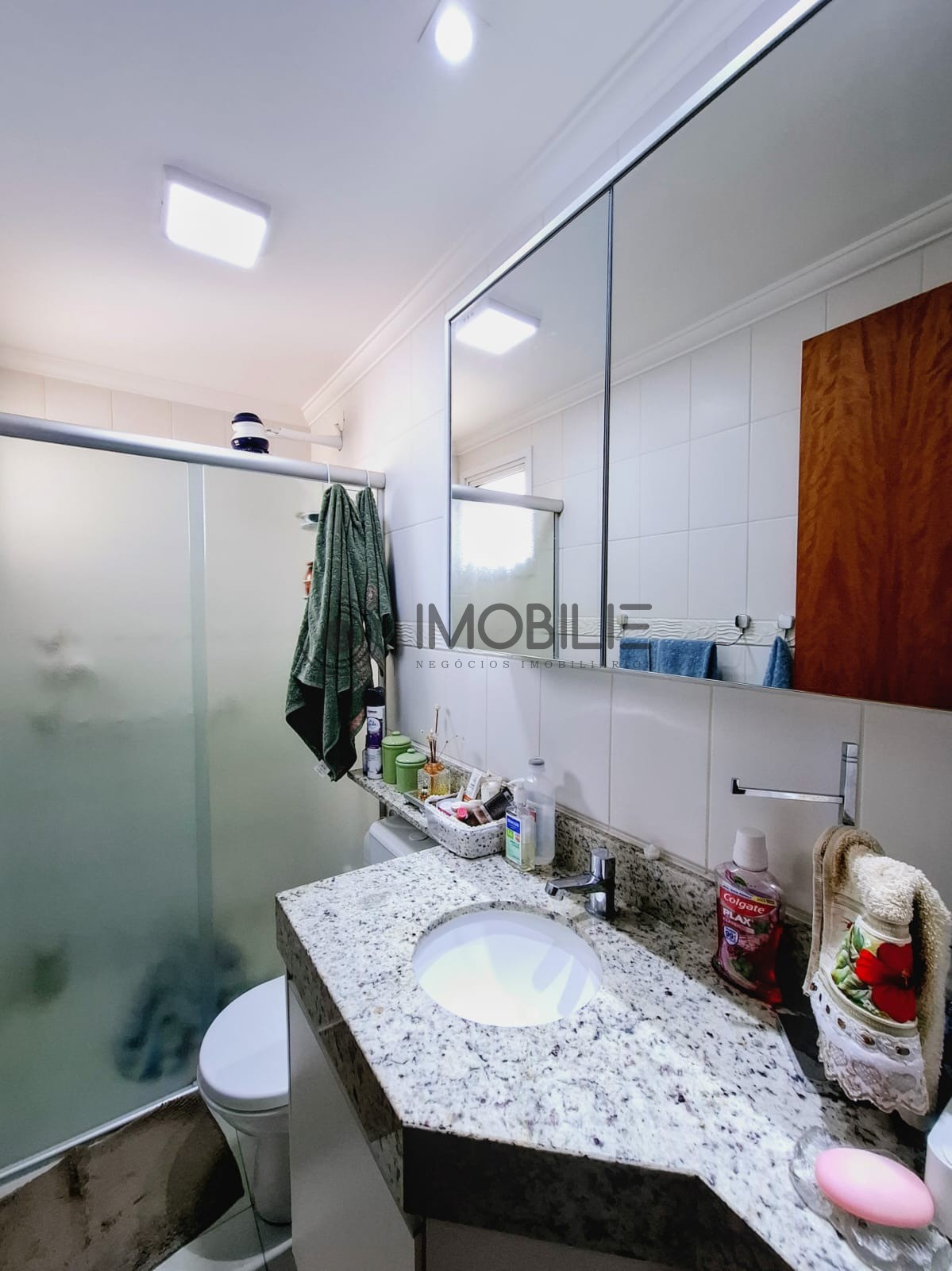 Apartamento à venda com 2 quartos, 75m² - Foto 14