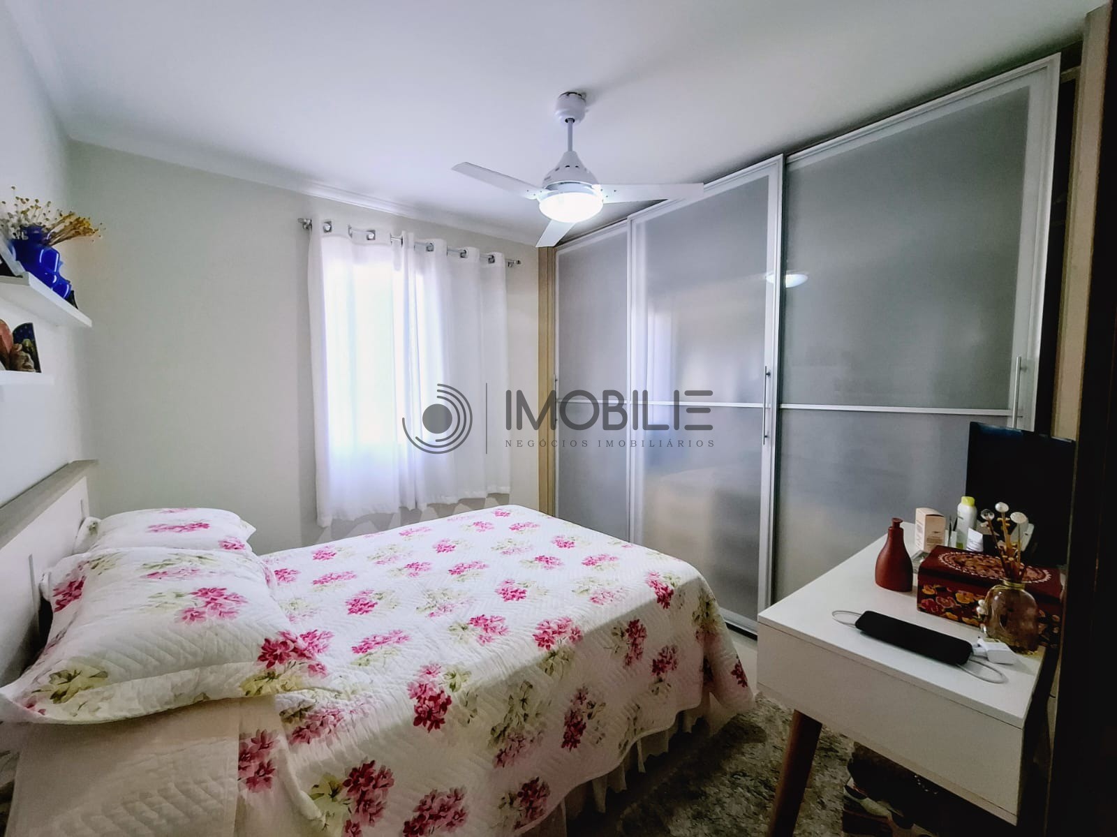 Apartamento à venda com 2 quartos, 75m² - Foto 16