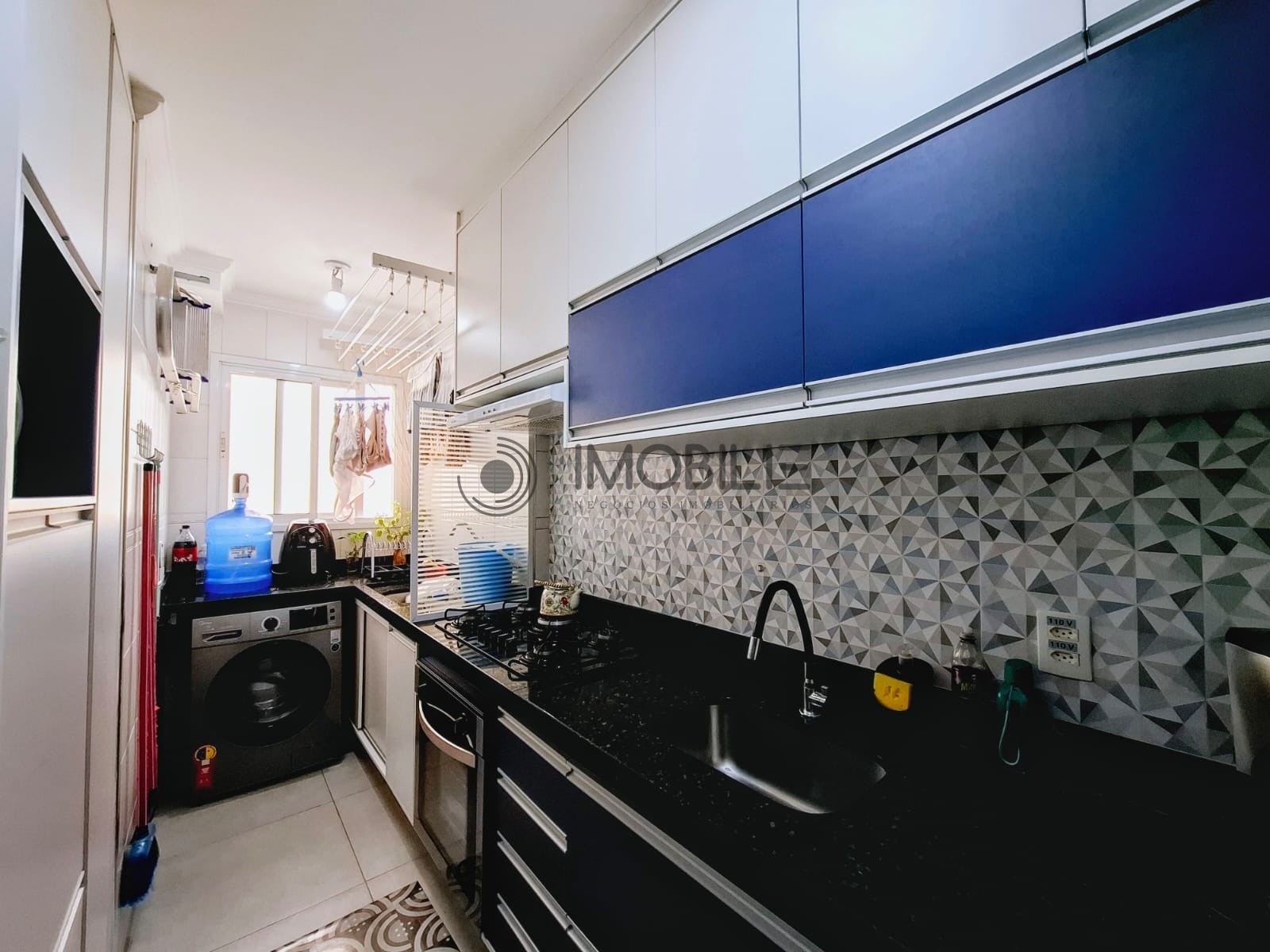 Apartamento à venda com 2 quartos, 75m² - Foto 10