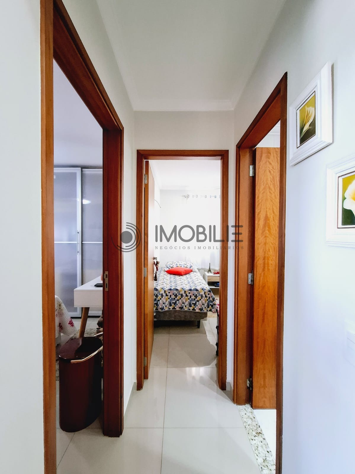 Apartamento à venda com 2 quartos, 75m² - Foto 13