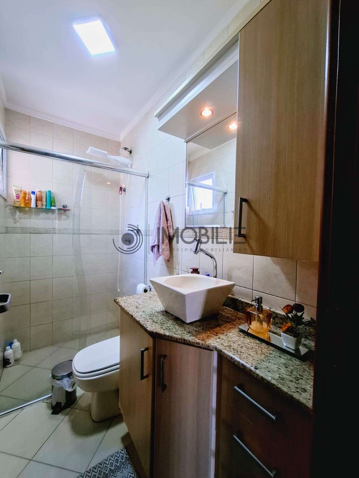 Apartamento à venda com 2 quartos, 75m² - Foto 15