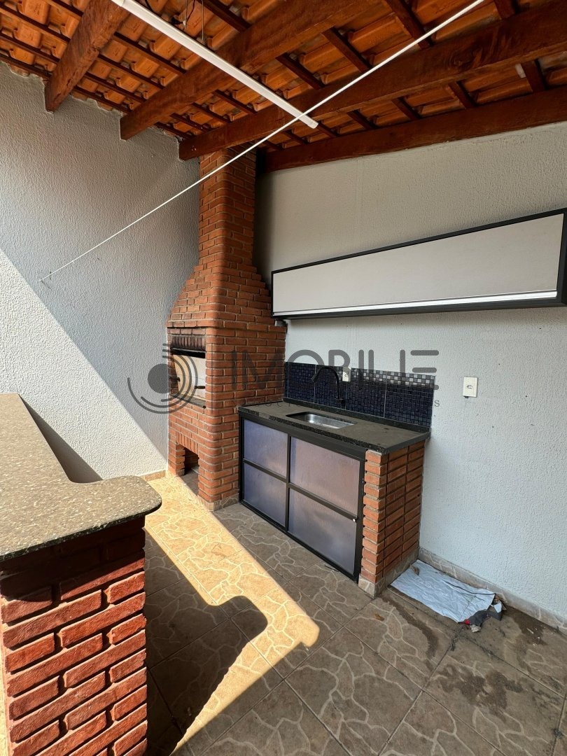 Casa à venda com 2 quartos, 108m² - Foto 11