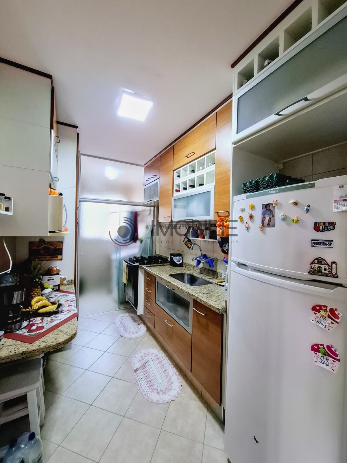 Apartamento à venda com 2 quartos, 75m² - Foto 10