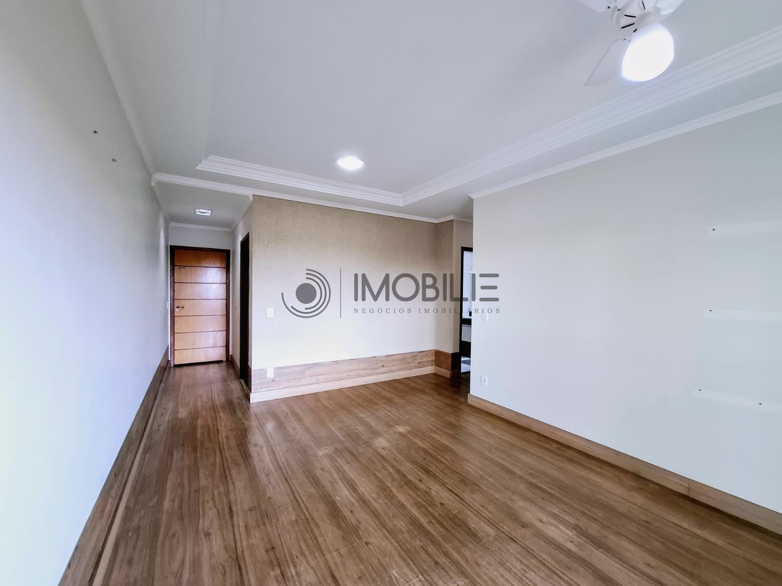 Apartamento à venda com 3 quartos, 85m² - Foto 1