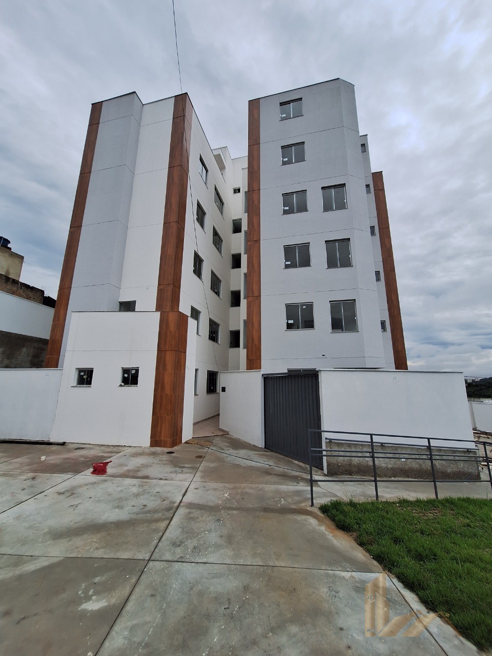 Apartamento Novo 3 Quartos - Prédio com Elevador - Bairro Santa Maria/Boa Vista - Vespasiano