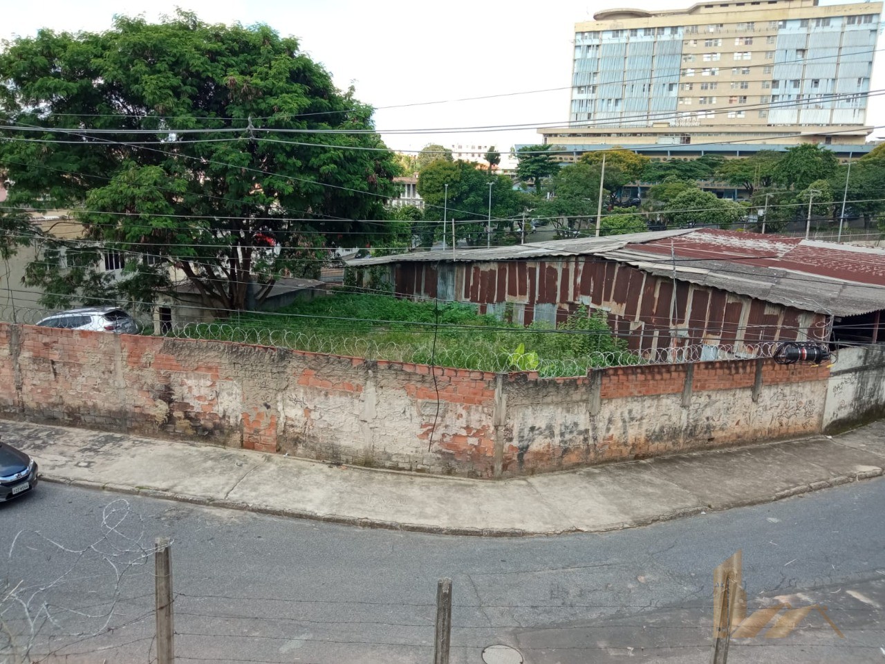 Terreno de 344 m2, Próximo a Av. Antonio Carlos e Hospital Belo Horizonte - Bairro Aparecida/Santo André