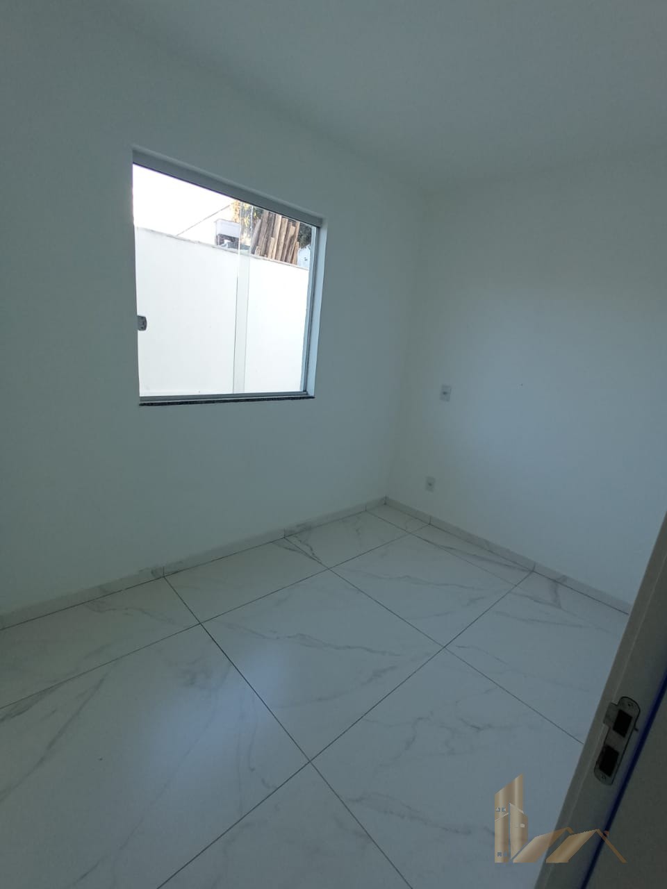 ÁREA PRIVATIVA DISPONÍVEL PARA VENDA, 2 QUARTOS, 100M² POR R$ 450.000,00 - VILA CLORIS - BELO HORIZONTE/MG