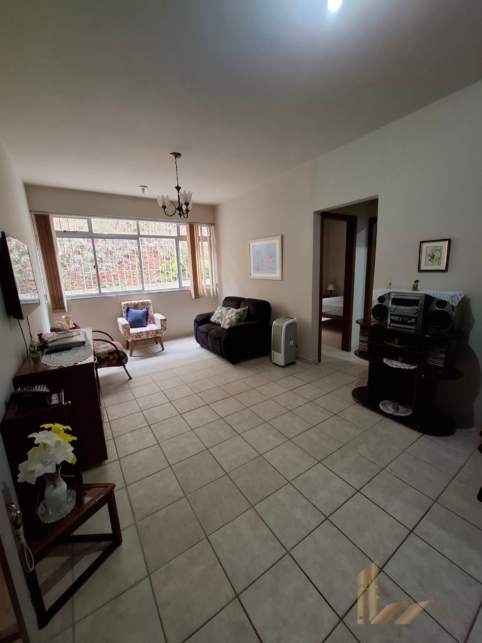 Apartamento Área Privativa - 2 Quartos - 1 Vaga Coberta - Prédio Individual - Bairro Caiçara - Belo Horizonte - MG
