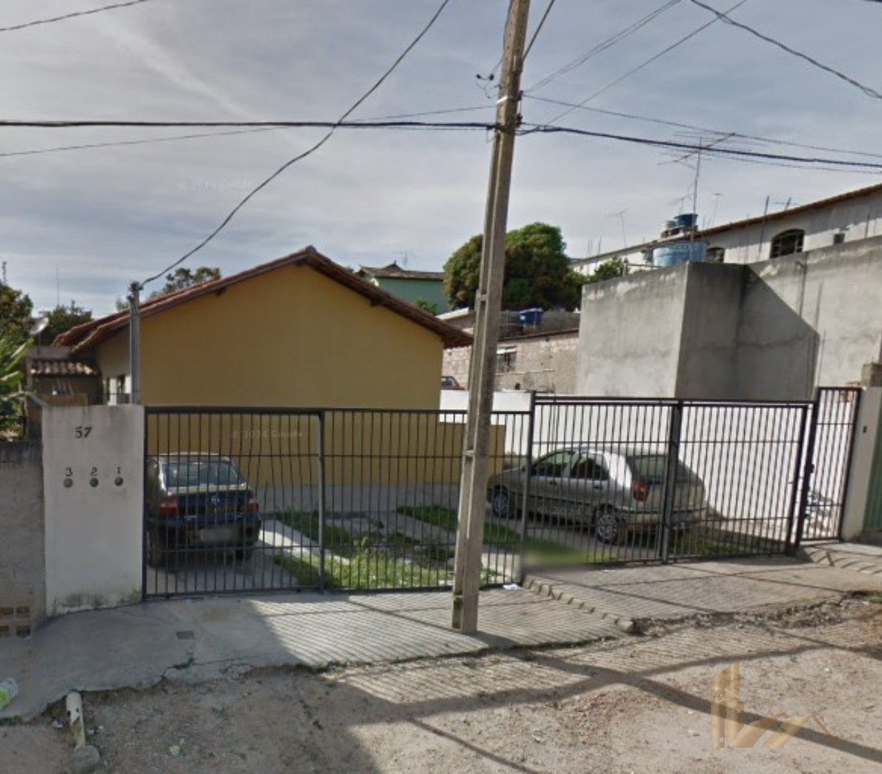Casa Lirios do Campo - 53,72m² - Florenca, Ribeirão das Neves - De R$134.000,00 por R$77.622,60 - ( Desconto de 42,07% ) pela CEF