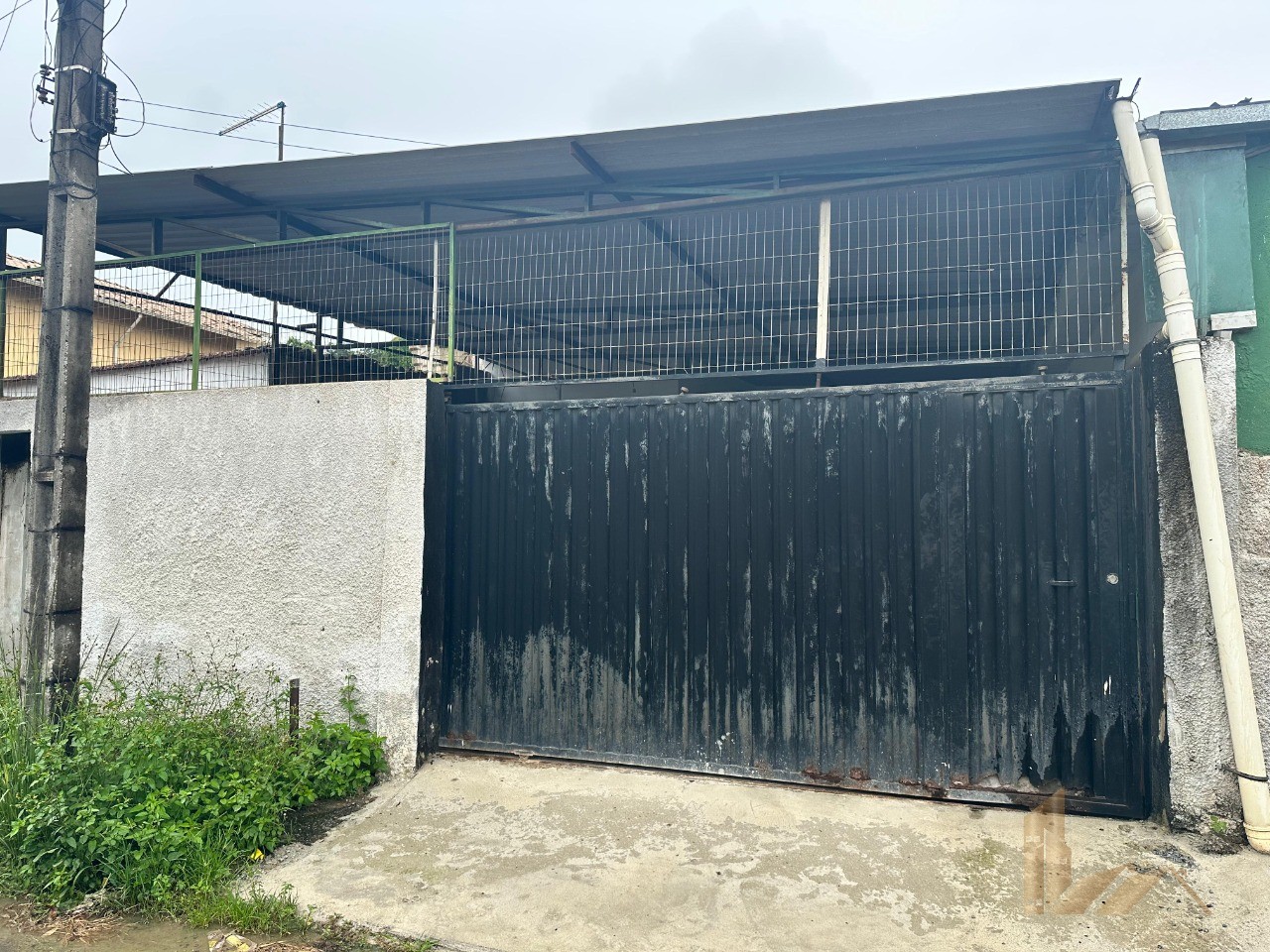 GALPÃOZINHO DE 70M² COM BARRACÃO NOS FUNDOS DISPONÍVEL PARA LOCAÇÃO, R$ 1.000,00/MÊS - BORGES - SABARÁ/MG