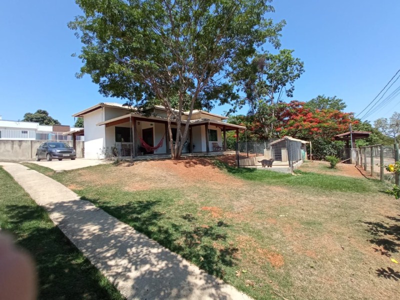 CASA 5 QUARTOS, PISCINA, À VENDA E ESTUDA PERMUTA,  LOTE DE 1017 M² POR R$ 950.000,00 - CONDOMÍNIO ESTÂNCIA DA MATA - JABOTICATUBAS-MG