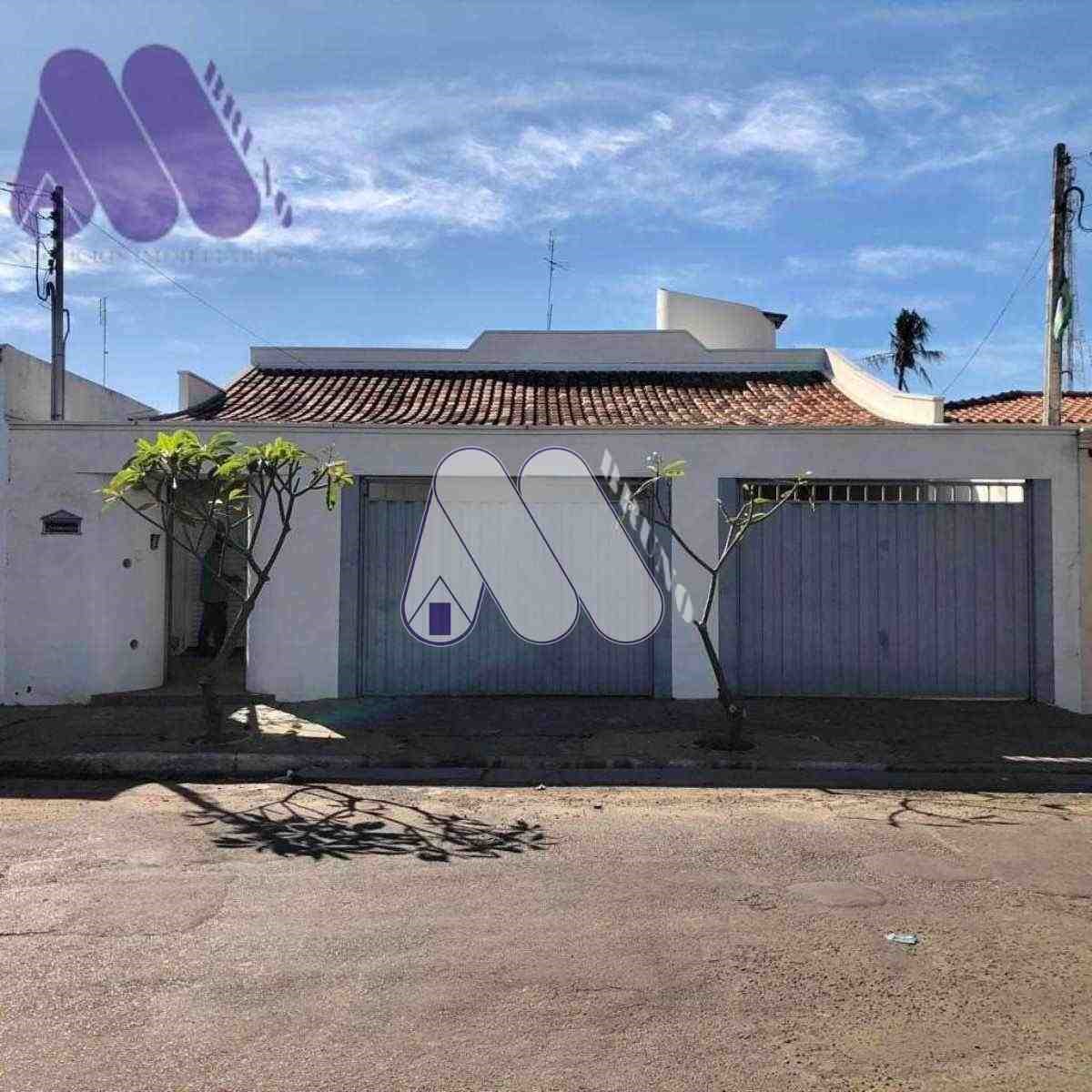 CASA RESIDENCIAL em MIRANDOPOLIS - SP, CENTRO