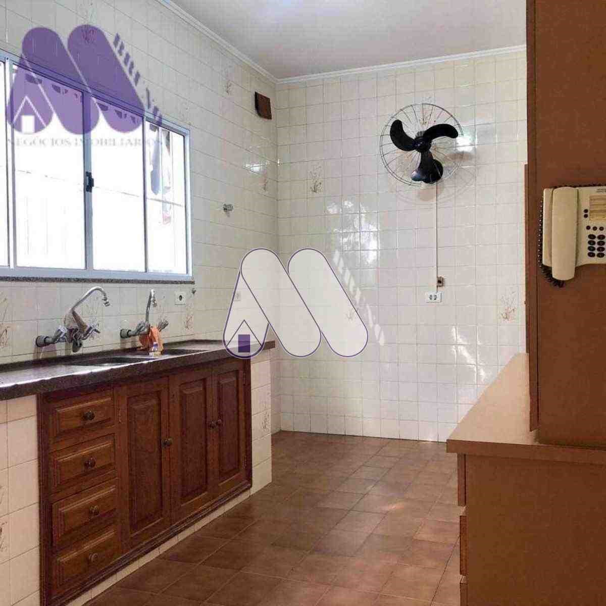 CASA RESIDENCIAL em MIRANDOPOLIS - SP, CENTRO