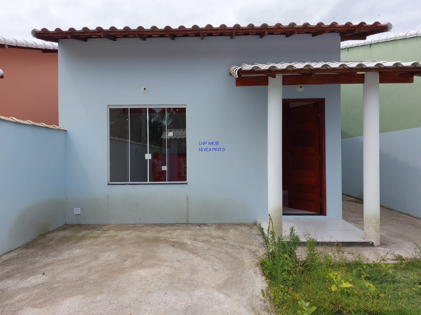 Casa à venda com 2 quartos, 370m² - Foto 1