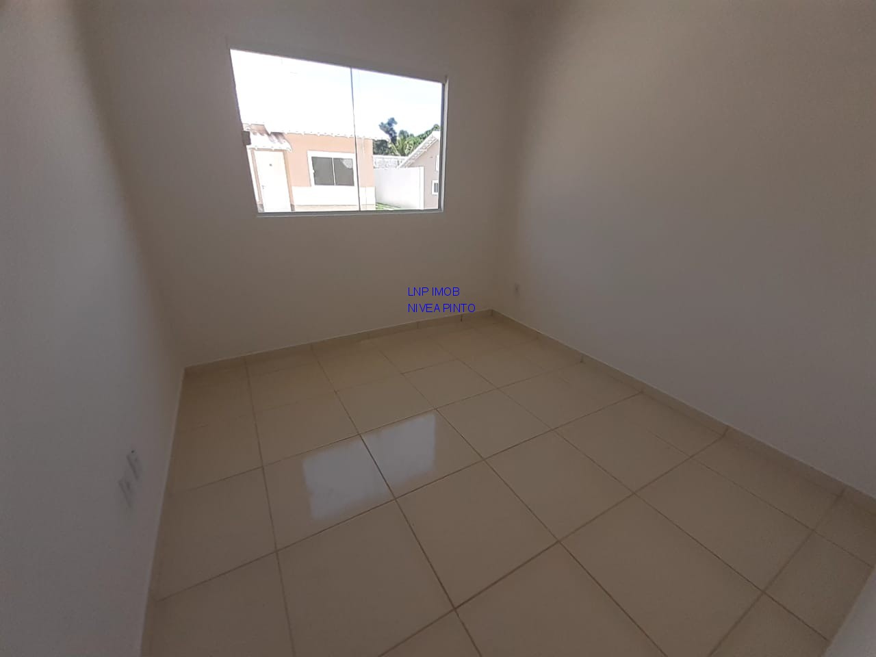 Casa à venda com 2 quartos, 160m² - Foto 11