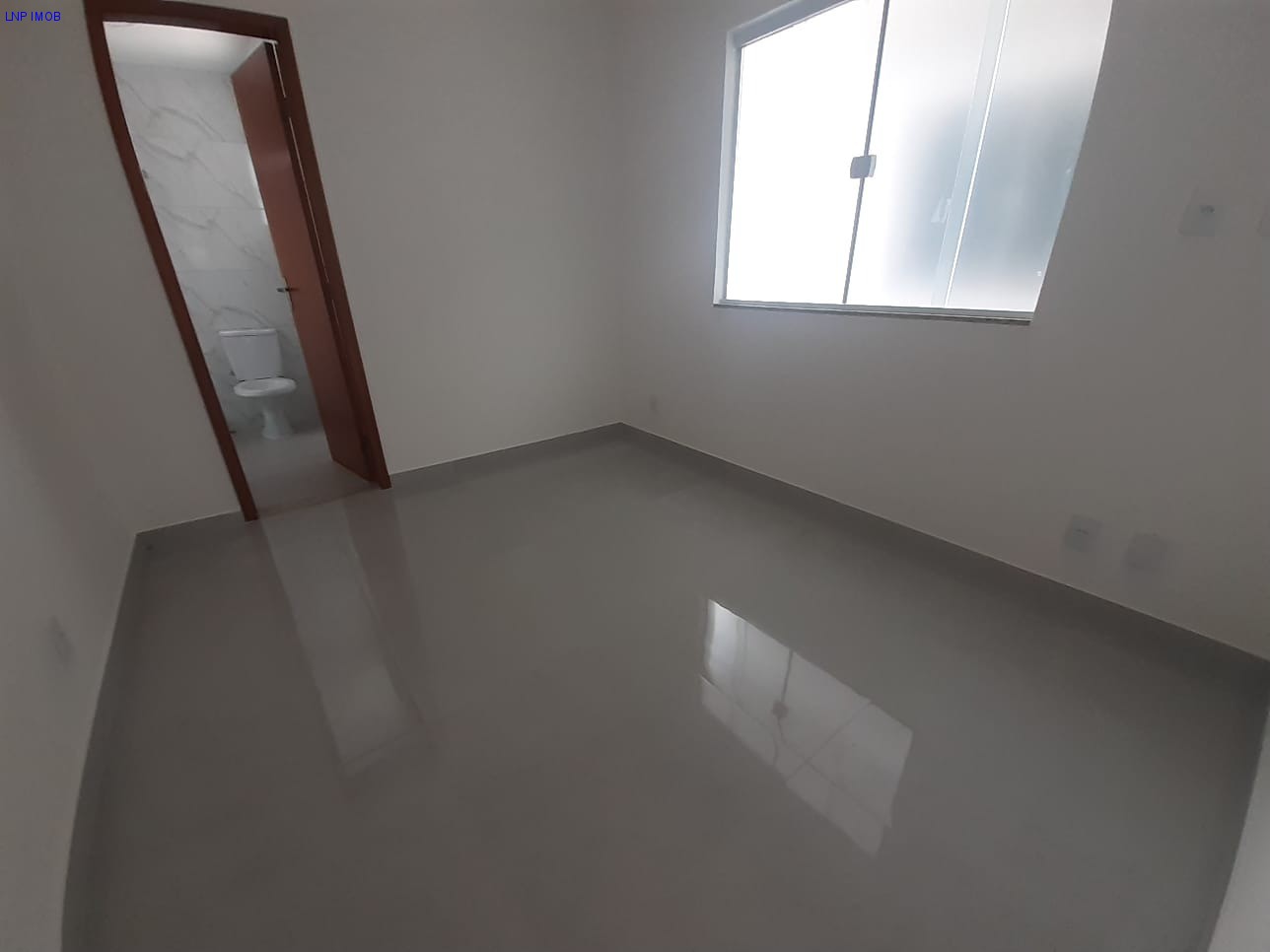 Casa à venda com 2 quartos, 180m² - Foto 10