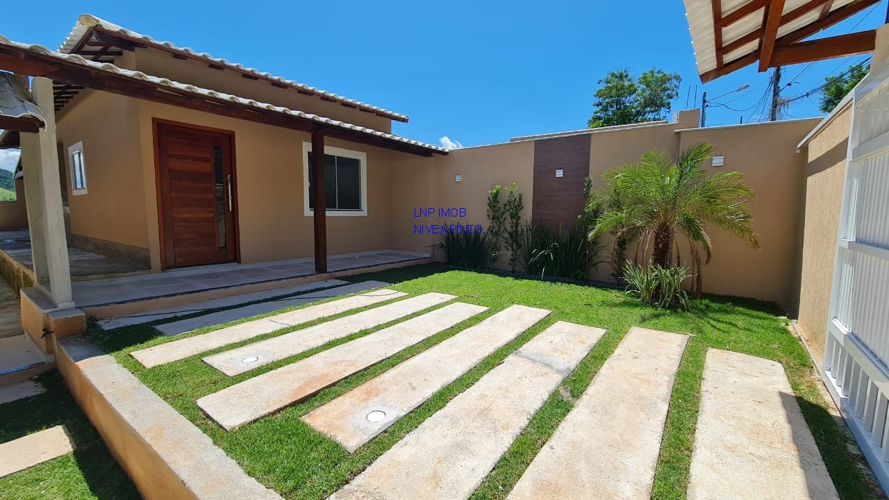 Casa à venda com 2 quartos, 180m² - Foto 1