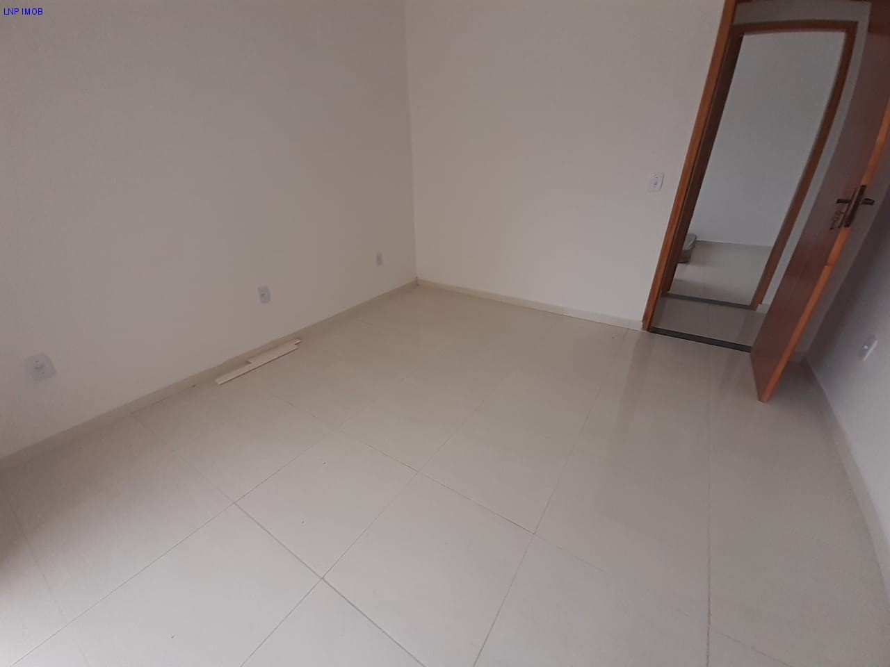 Casa à venda com 2 quartos, 100m² - Foto 12