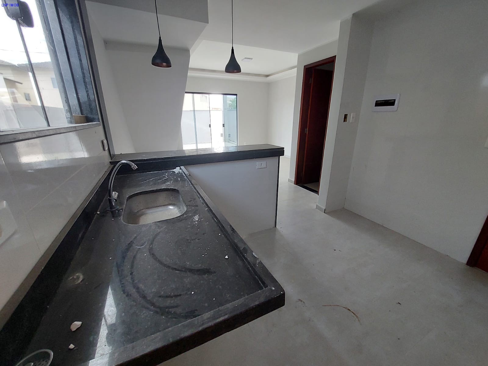 Casa à venda com 2 quartos, 190m² - Foto 7