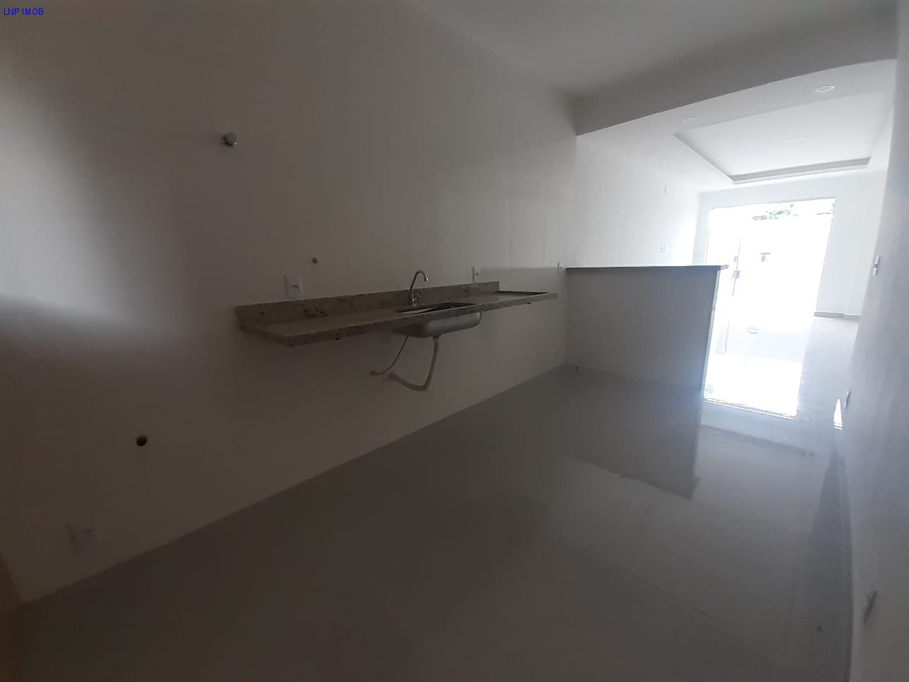 Casa à venda com 2 quartos, 180m² - Foto 8