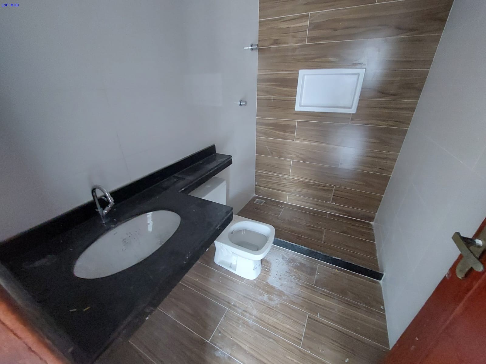 Casa à venda com 2 quartos, 190m² - Foto 13