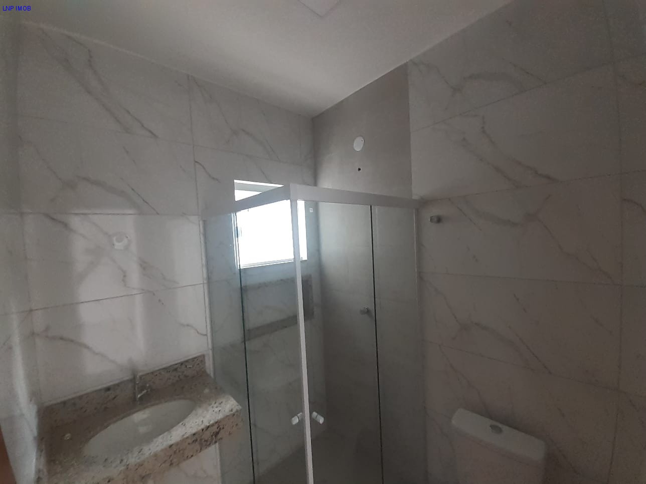 Casa à venda com 2 quartos, 180m² - Foto 9