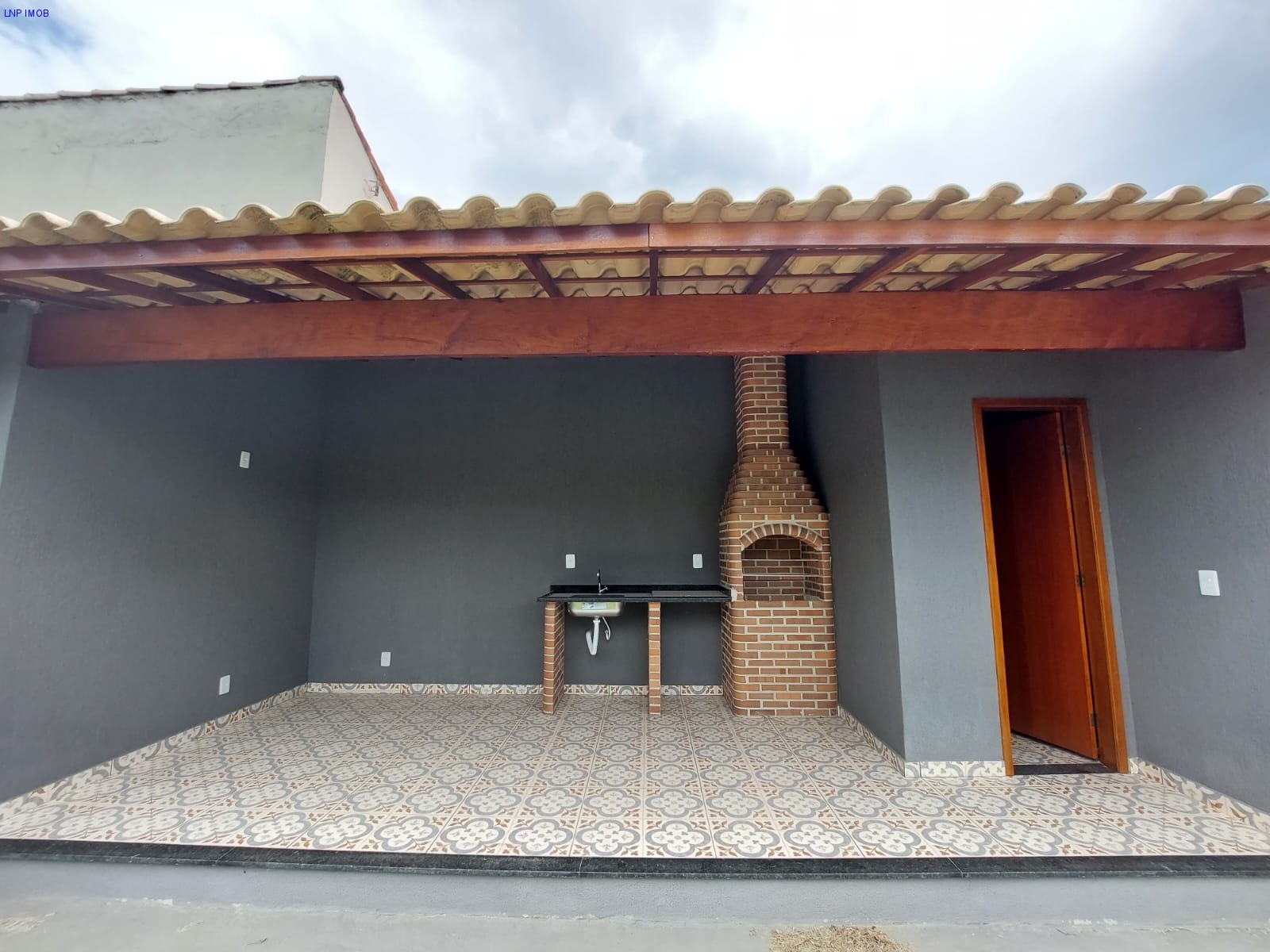 Casa à venda com 3 quartos, 240m² - Foto 8