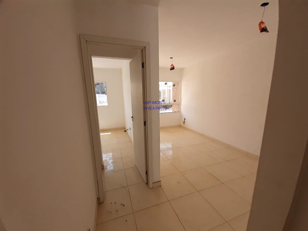 Casa à venda com 2 quartos, 160m² - Foto 8