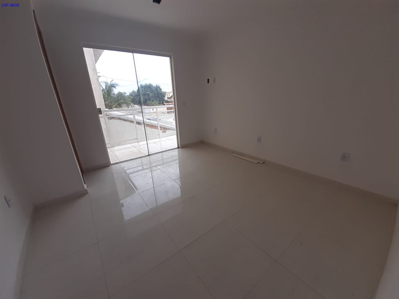 Casa à venda com 2 quartos, 100m² - Foto 10