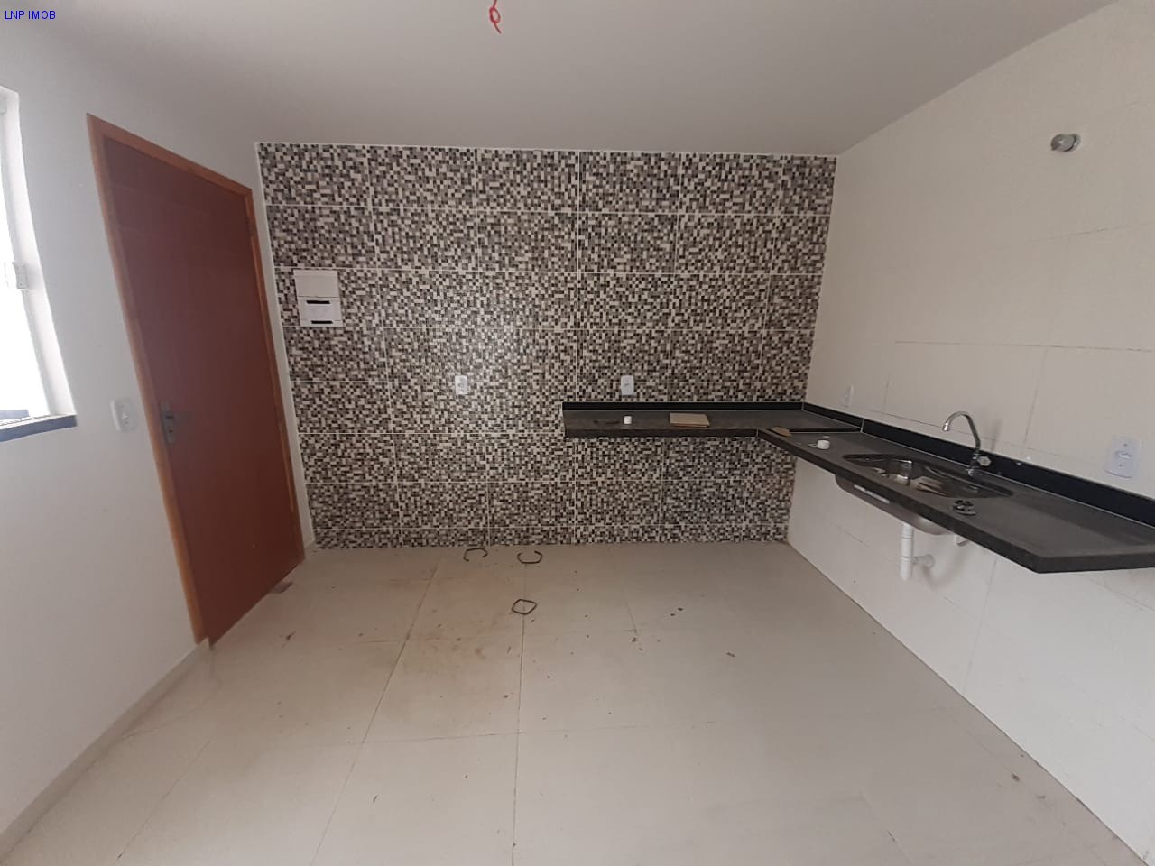 Casa à venda com 2 quartos, 100m² - Foto 4