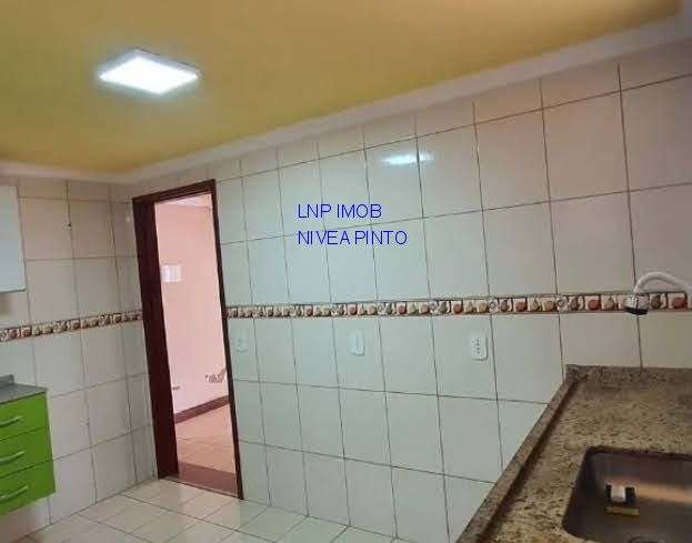 Casa à venda com 3 quartos, 260m² - Foto 10