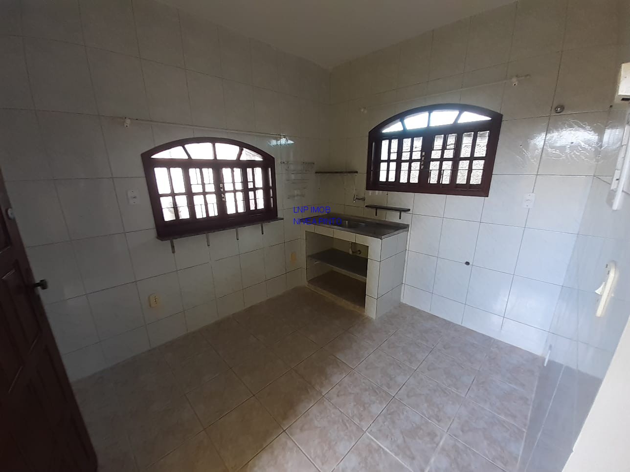 Casa à venda com 2 quartos, 78m² - Foto 17