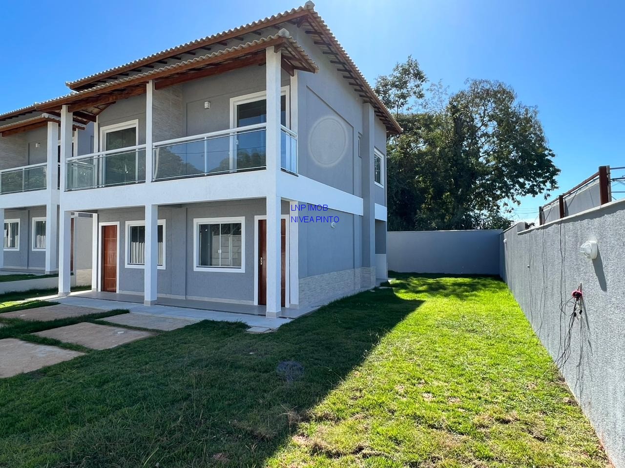 Casa à venda com 2 quartos, 100m² - Foto 2