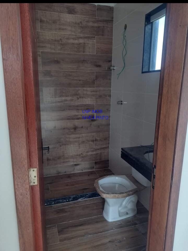 Casa à venda com 2 quartos, 220m² - Foto 9