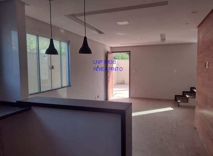 Casa à venda com 2 quartos, 220m² - Foto 5