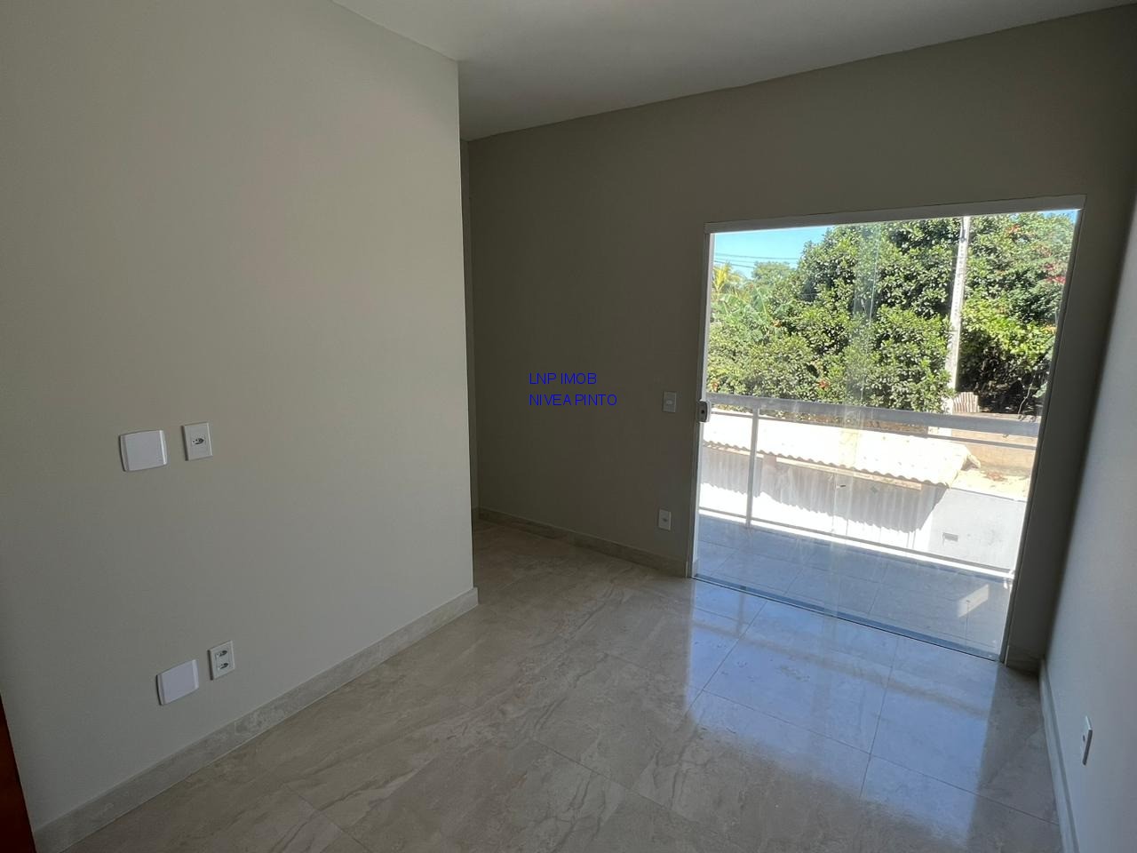 Casa à venda com 2 quartos, 100m² - Foto 10