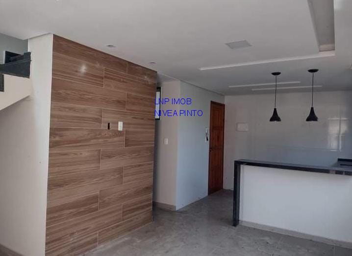 Casa à venda com 2 quartos, 220m² - Foto 7