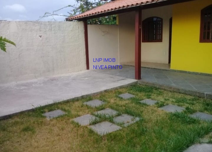 Casa à venda com 2 quartos, 78m² - Foto 2