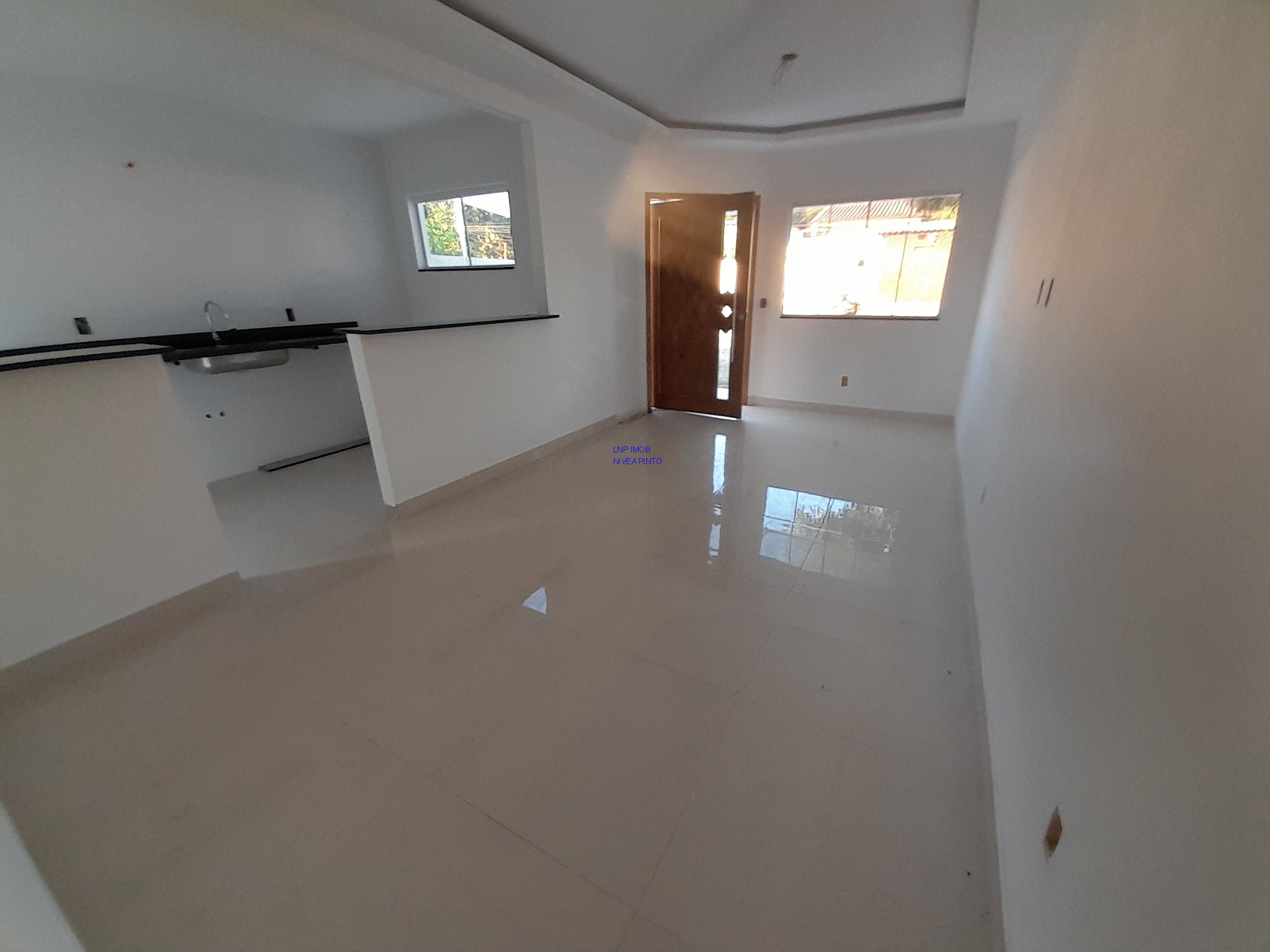 Casa à venda com 2 quartos, 80m² - Foto 5