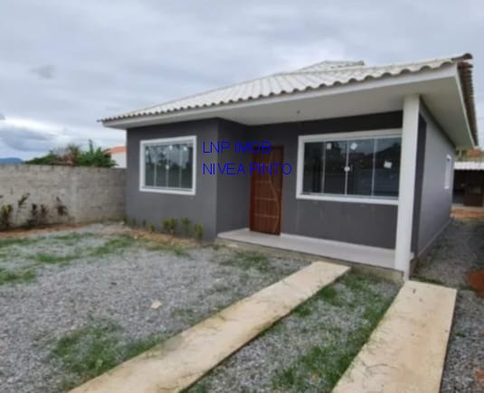 Casa à venda com 3 quartos, 450m² - Foto 1