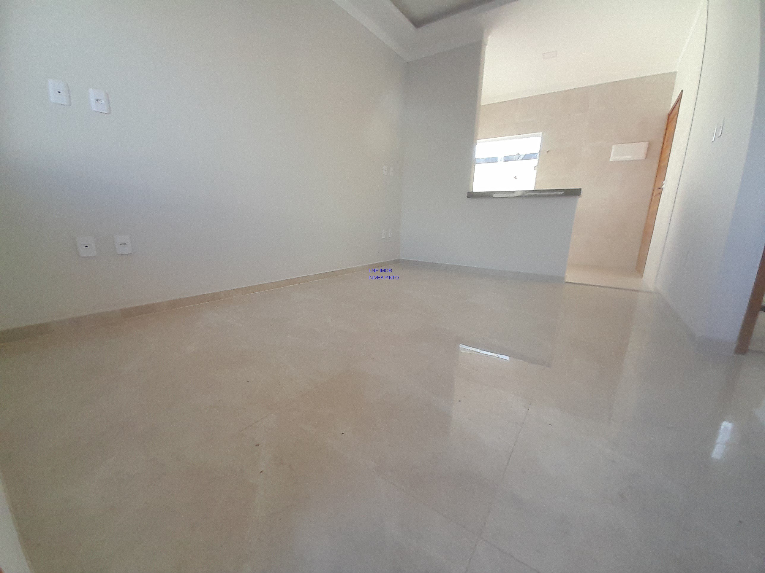 Casa à venda com 2 quartos, 200m² - Foto 9