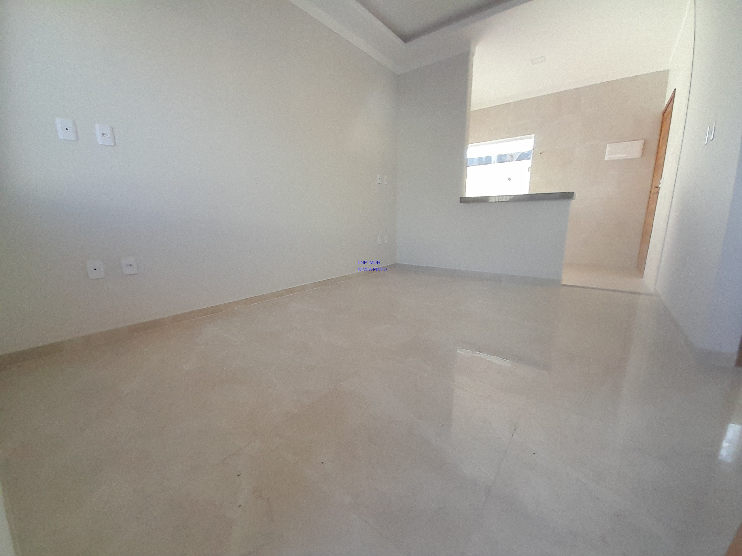 Casa à venda com 2 quartos, 200m² - Foto 7